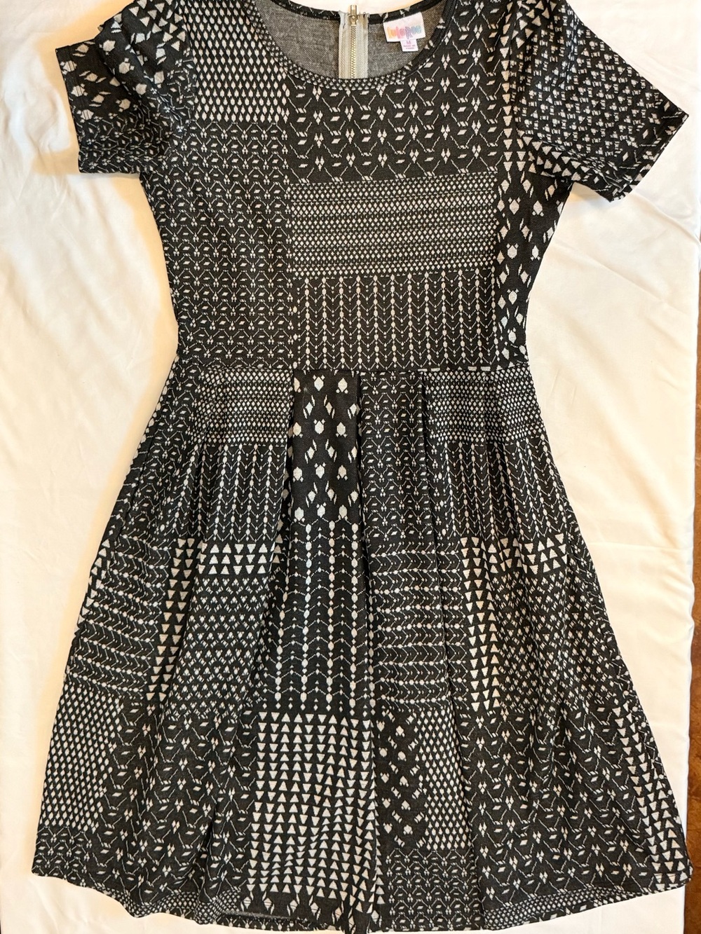 LuLaRoe Black and White Patchwork-Print Short Sleeve Dress Size Medium (HH13)